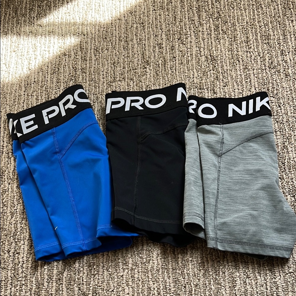 women's nike pros